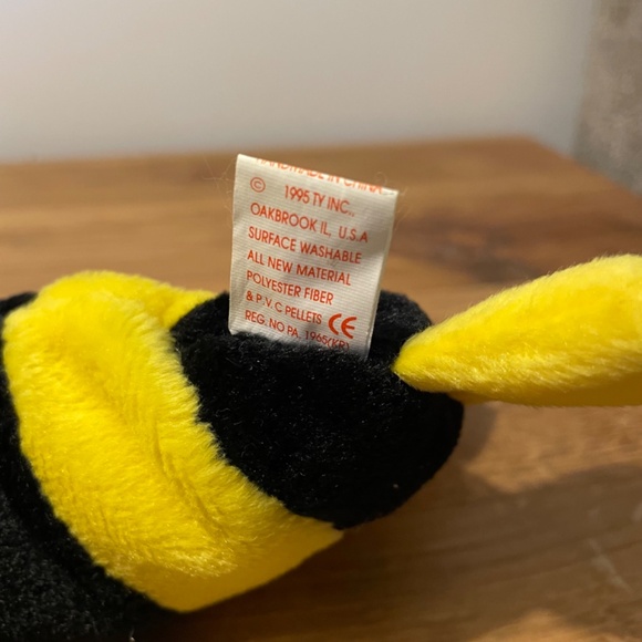 Ty Beanie Babies Bubbles Fish Yellow Black 1995 – New Tag On VINTAGE - Picture 4 of 8